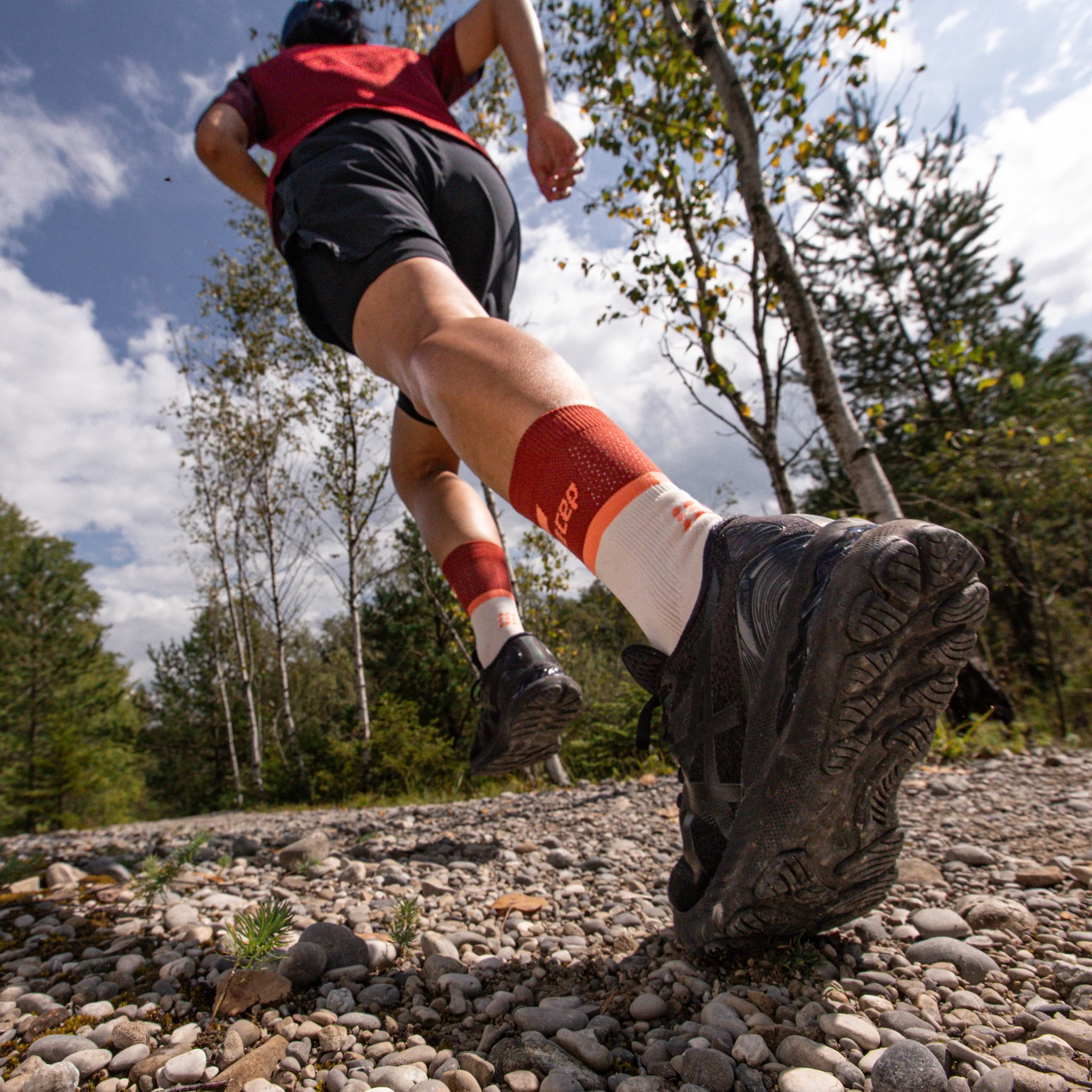 The Run Compression Mid Cut Socks 4.0, Women 54 The Run Compression Mid Cut Socks 4.0, Women