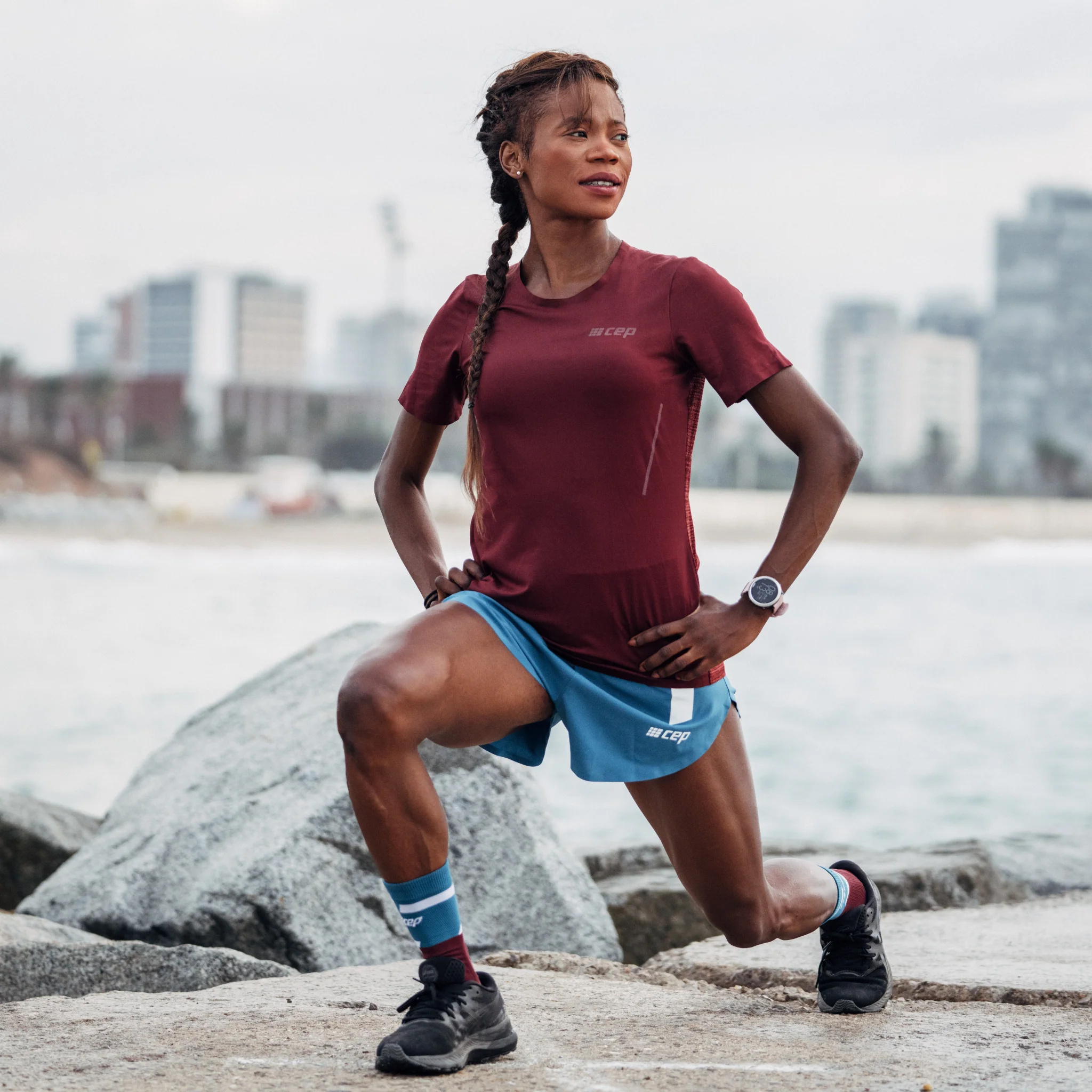 The Run Compression Mid Cut Socks 4.0, Women 6 The Run Compression Mid Cut Socks 4.0, Women